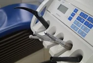 Cum se calculeaza pretul unui implant dentar