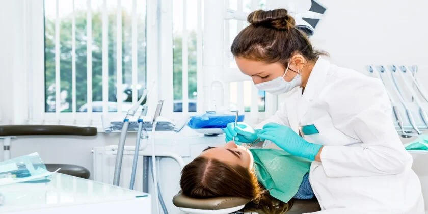 Servicii de chirurgie dentara