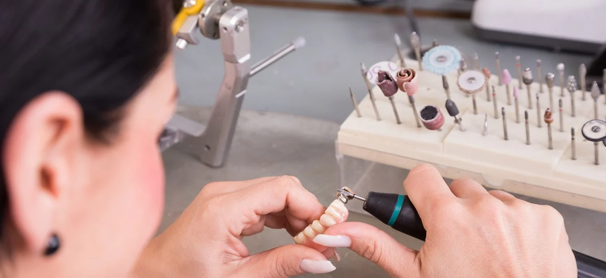 Servicii de laborator de tehnica dentara in Bucuresti